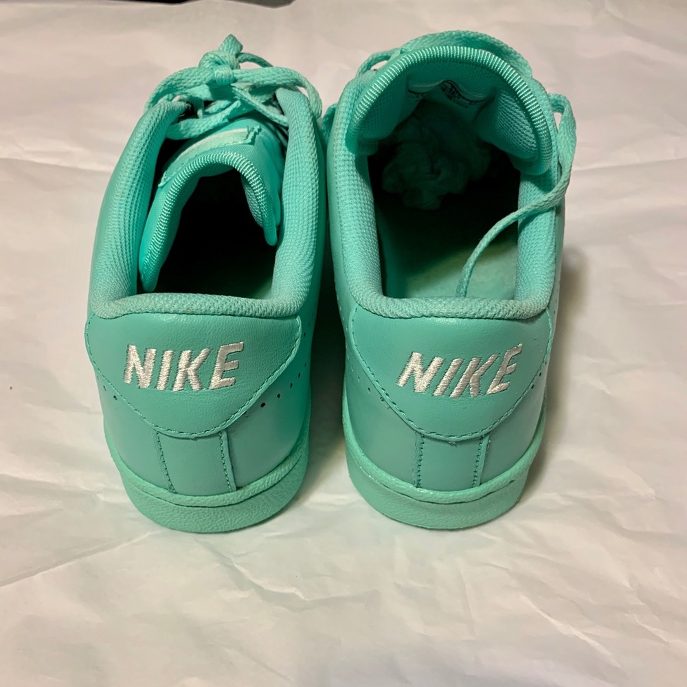 Nike Tennis Classic Premium GS Shoes